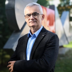 Knjiga Ivice Petrovića o prvoj ženi urednici i novinarki u Bosni i Hercegovini